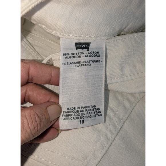 Levi's Shorts Women 10 White Denim Light Wash Mid Rise Chino Flat Front Pockets - Picture 8 of 8